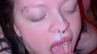 Amateur 19-year-old’s First Facial Experience