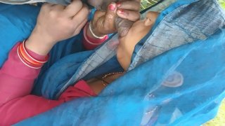 Desi Bhabhi Sucks Cock In The Field