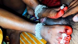 Bangali New Marride Madhu Bhabhi Devar Ne Chudai Kar Diya...